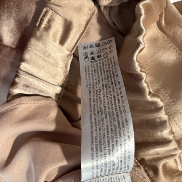 MNG Sz XL Gold Cargo Pants Satin Shiny Finish Slinky Pull On Elastic Waist NEW - Picture 10 of 11